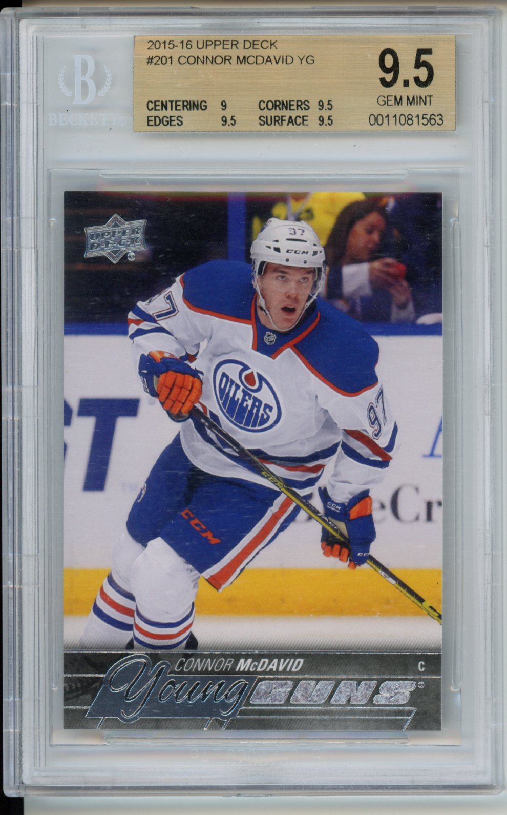 2015-16 Upper Deck #201 Connor McDavid Young Guns RC BGS 9.5